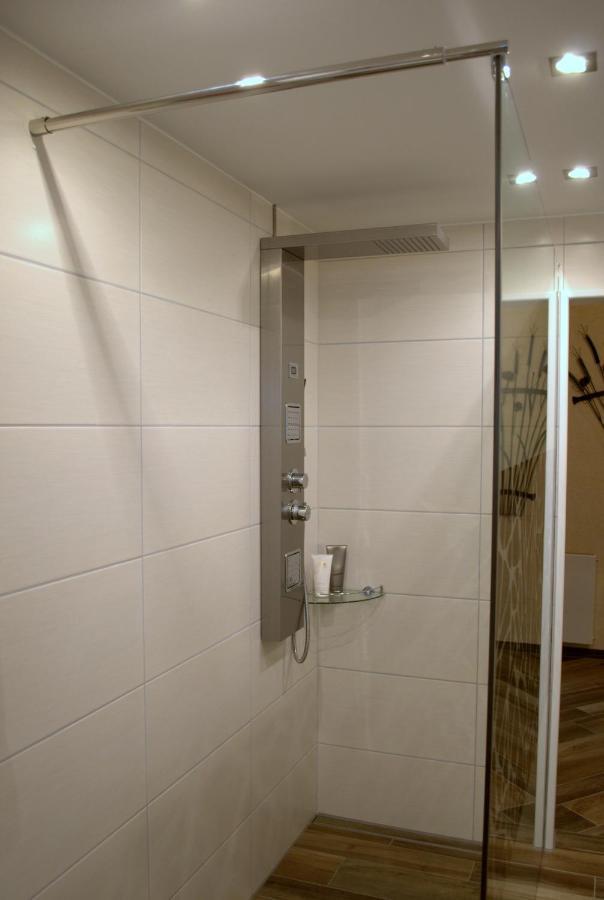 Ferienwohnung Casavitis Erholung Am Weinberg Lontzen Exterior foto