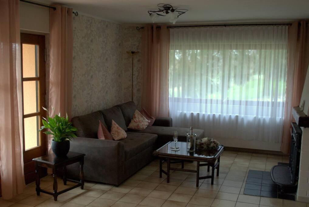 Ferienwohnung Casavitis Erholung Am Weinberg Lontzen Exterior foto